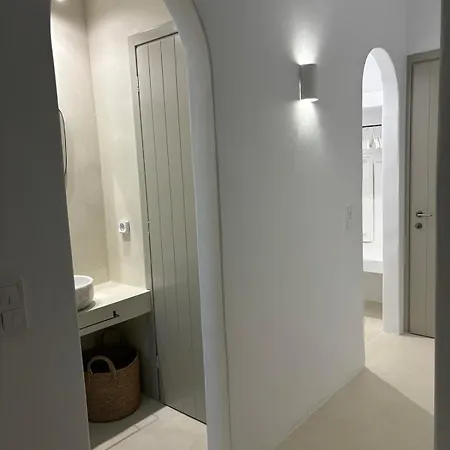 Saliagos Complex With Private Pools *