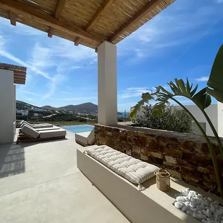 Saliagos Complex With Private Pools Villa