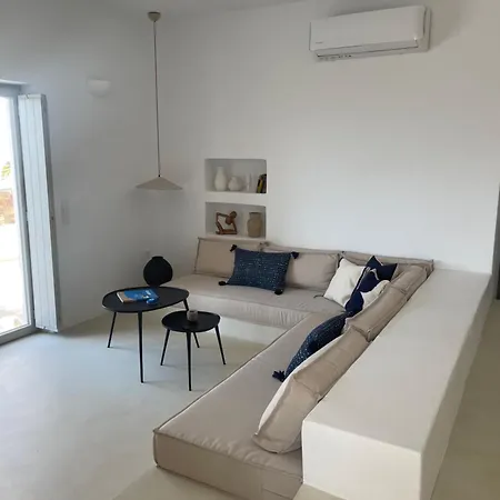 Saliagos Complex With Private Pools *