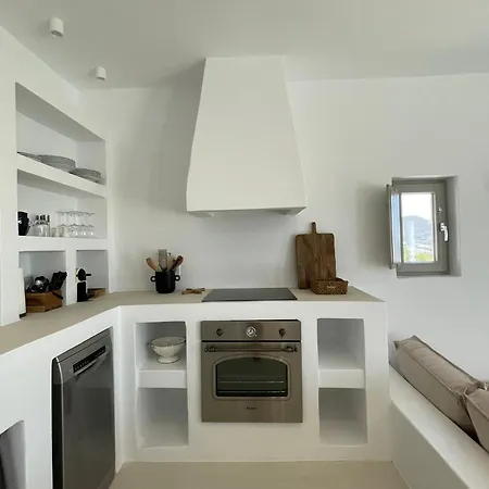 Villa Saliagos Complex With Private Pools *