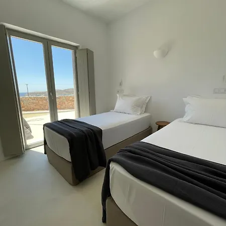 Saliagos Complex With Private Pools Villa