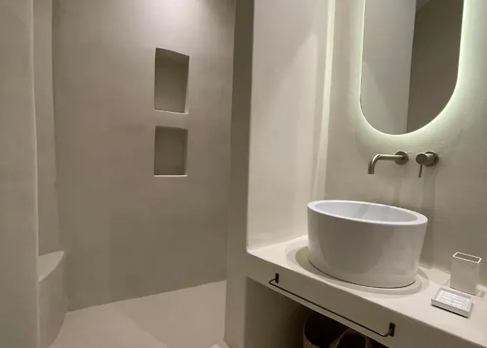 Villa Saliagos Complex With Private Pools