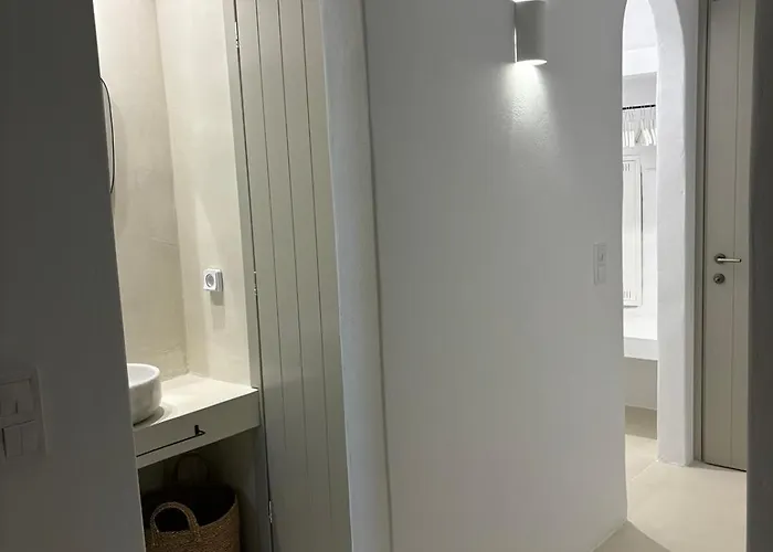 Saliagos Complex With Private Pools *