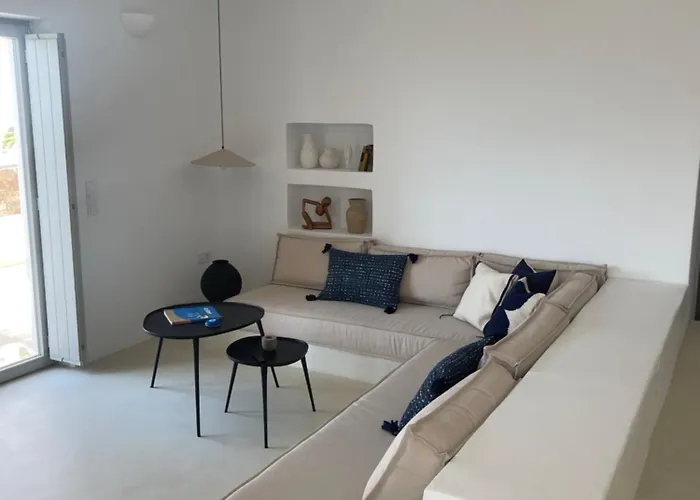 Saliagos Complex With Private Pools *