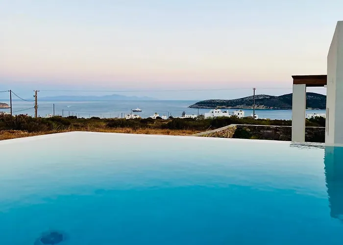 Saliagos Complex With Private Pools Andiparo